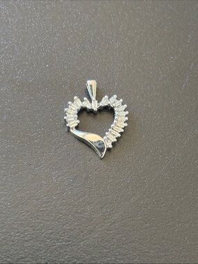 10K DIAMONDS TESTED real Solid WG Heart Pendant White Gold .20 CTW Fine Jewelry